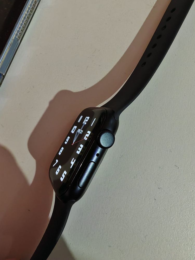Apple watch SE2.