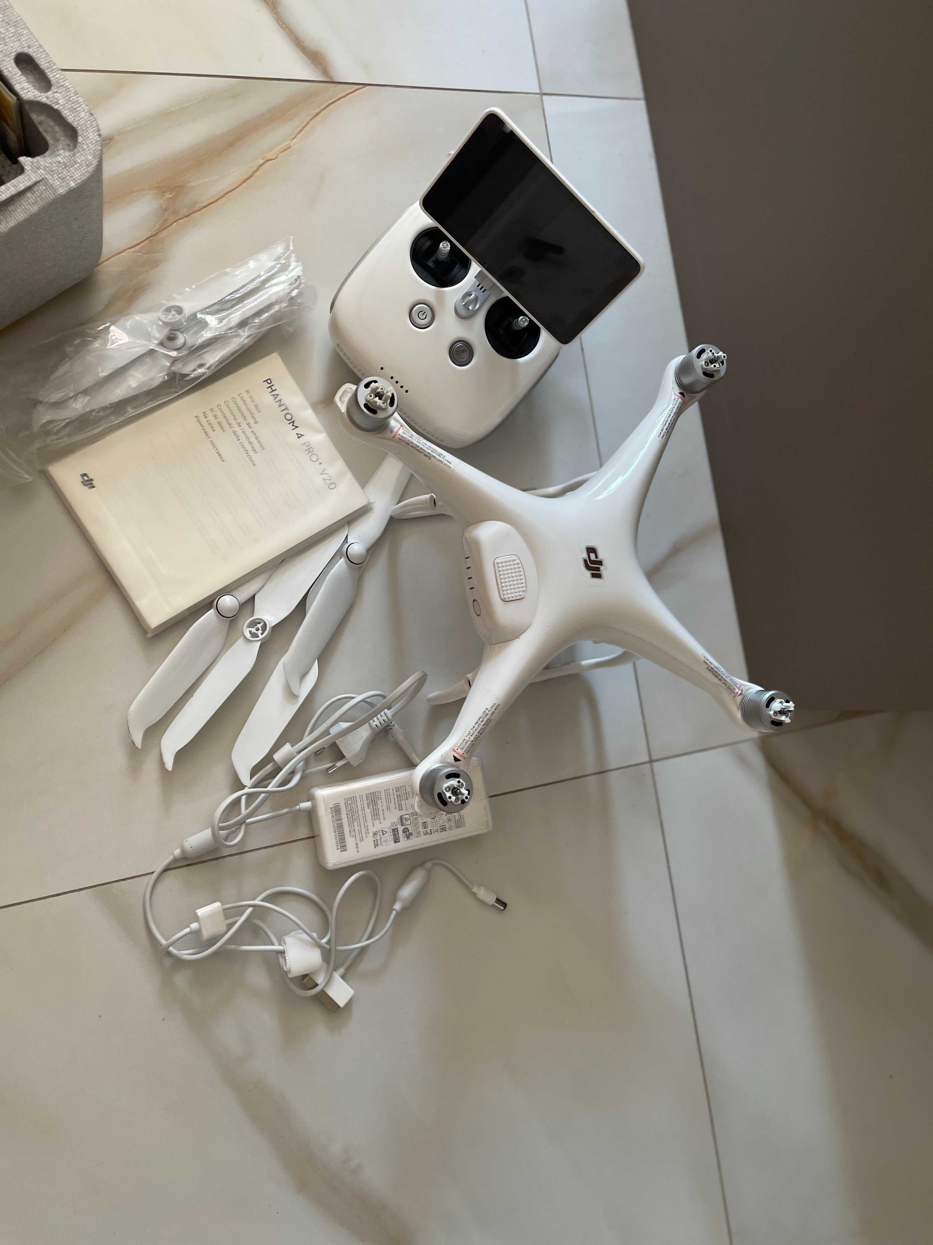 Продавам Дрон DJI Phantom 4 Pro+ V2.0
