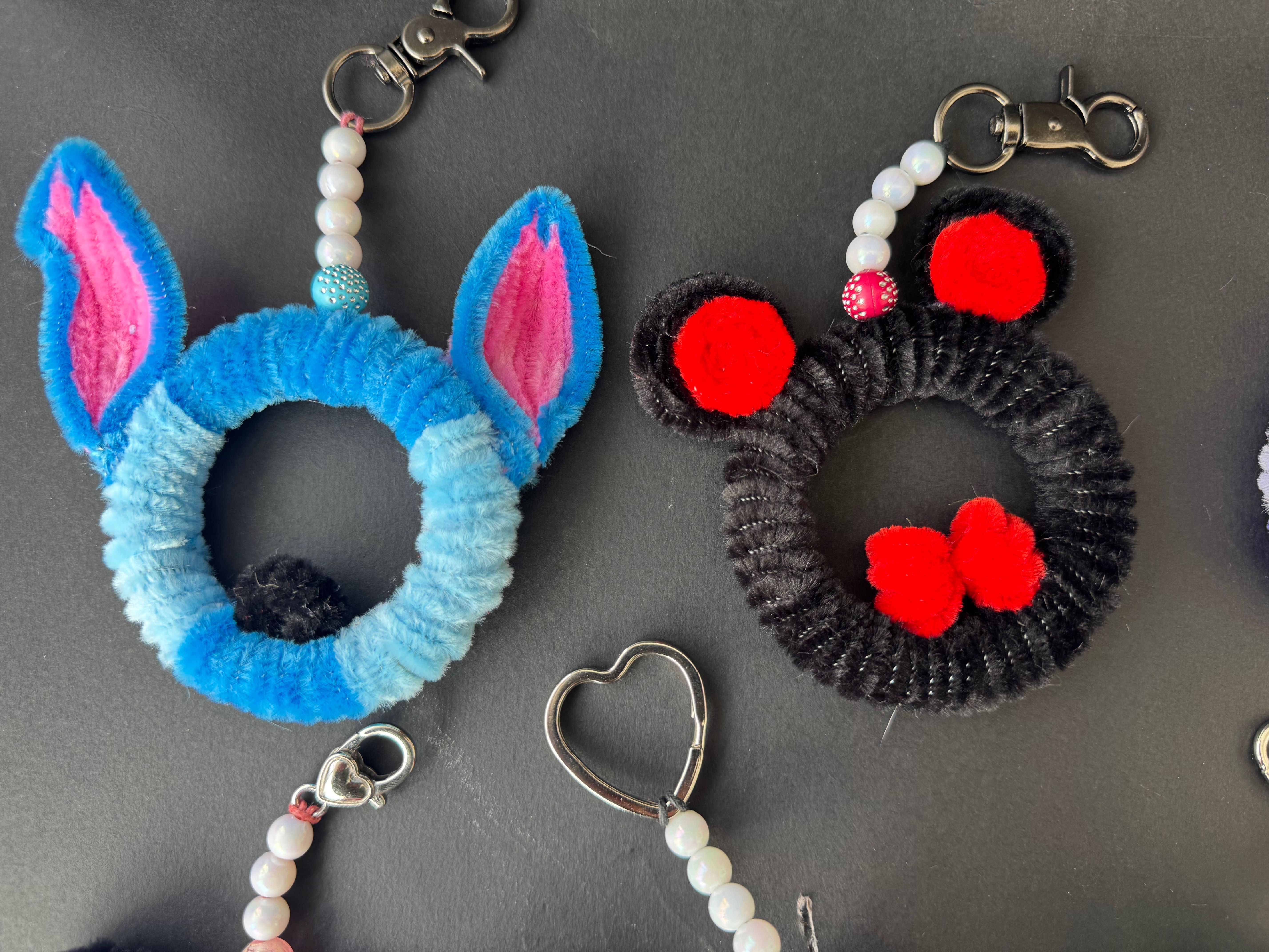 Breloc handmade cu personaje disney