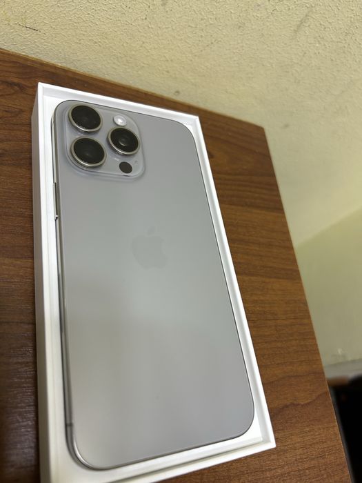 Продам iphone 15 pro max 512 gb