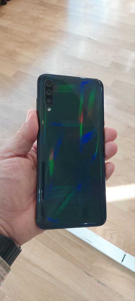 Samsung Galaxy A70