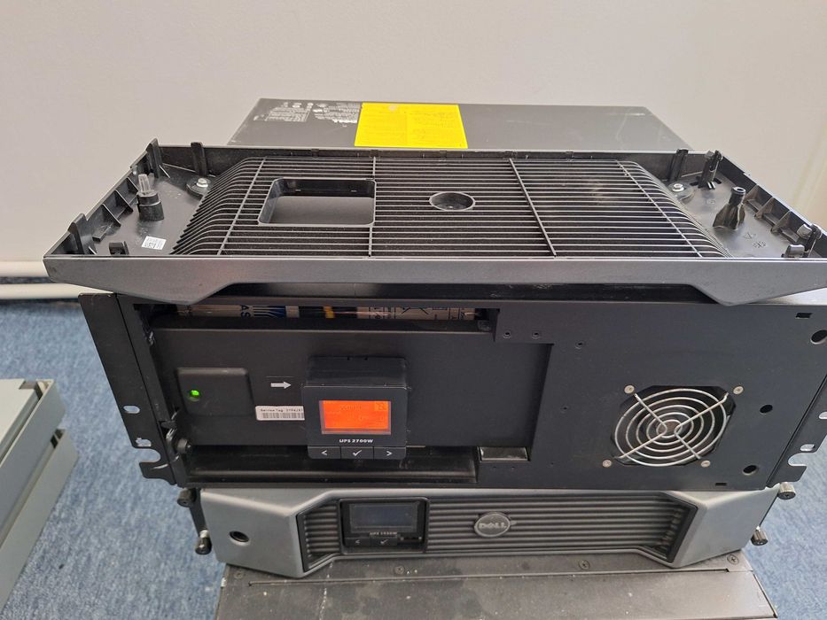Dell Rack 3000VA 2700W UPS Power Supply J728N