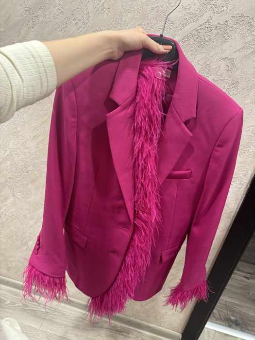 Сако с пера Michael Kors S размер НОВО