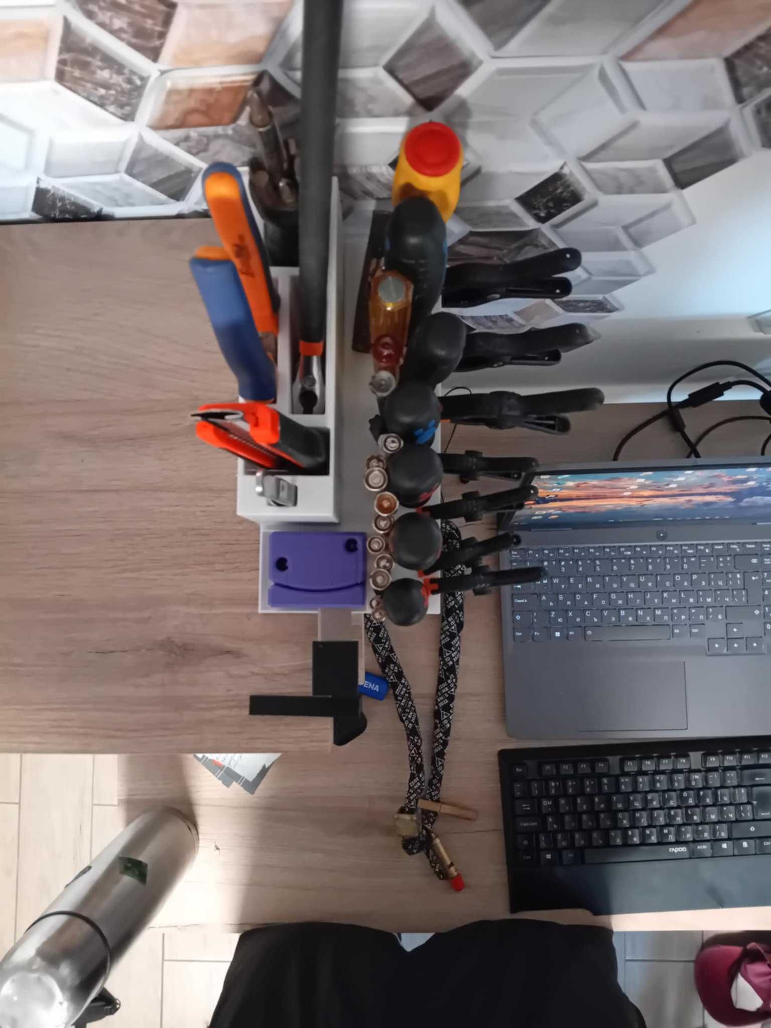 3D принтирана поставка за инструменти - организирай своята работилница