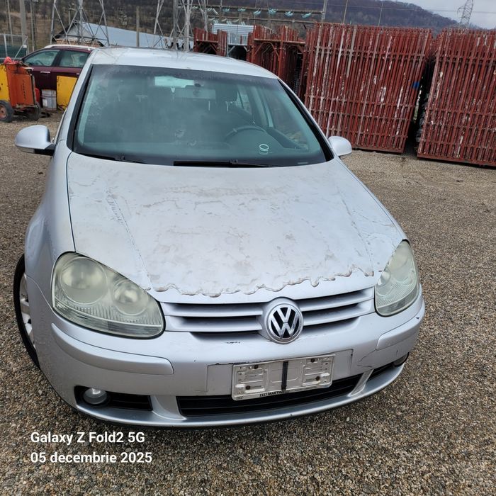 Vw golf 5, euro 4 unic PROP în Italia manual  140  cai