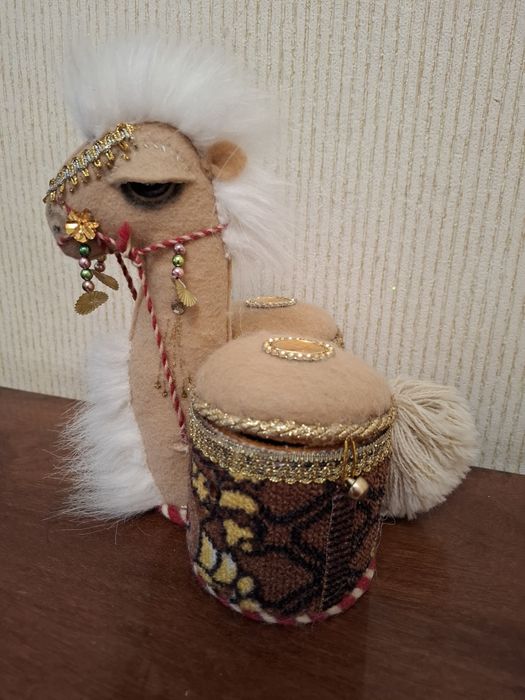 Шкатулка верблюд