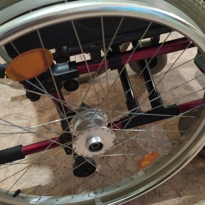 Продаю инвалидную коляску трансформер