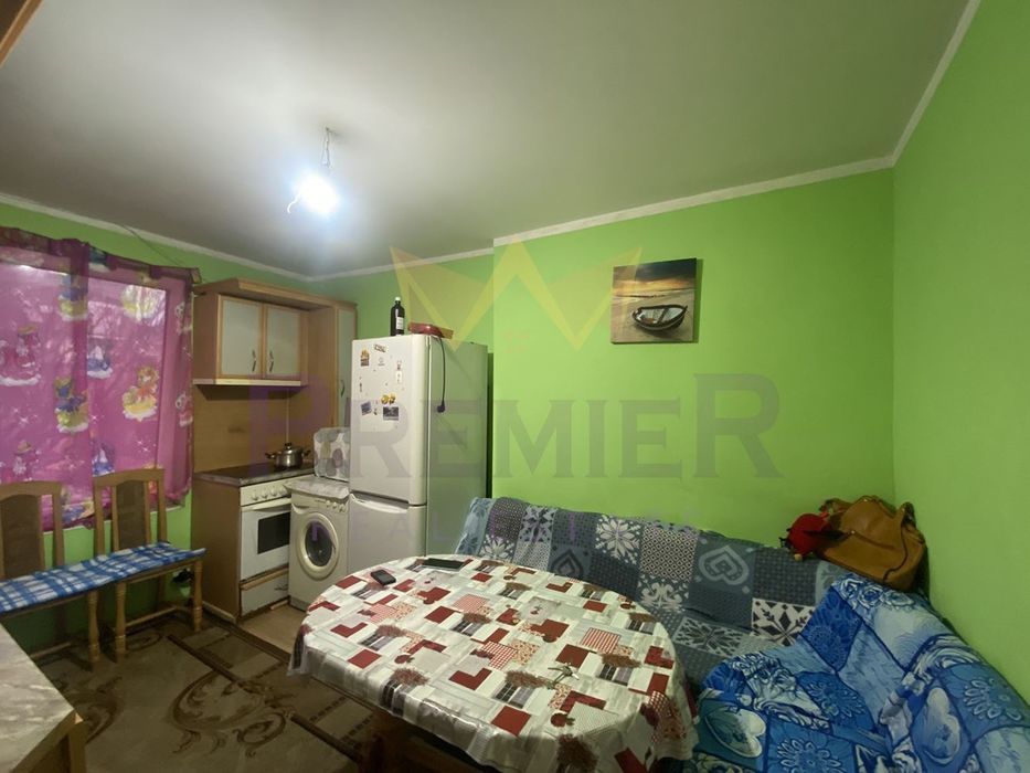 Продава се Двустаен апартамент в София, Център - 72 кв.м за 2028 €/кв.м - Снимка #4