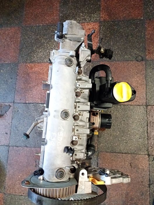 Motor complet fara anexe Renault trafic 1.9dci f9q Opel vivaro 1.9cdti
