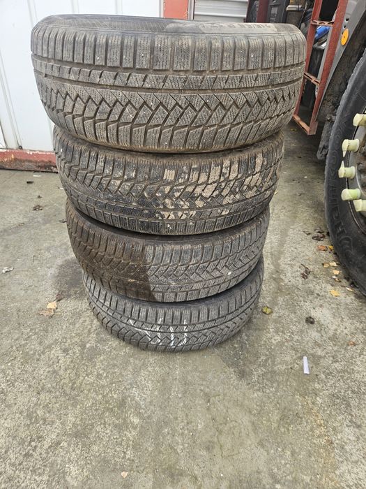 Зимни гуми Continental 215/55/17