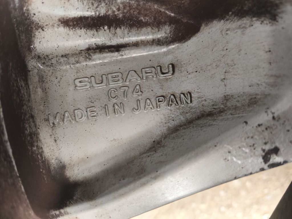 17" оригинални алуминиеви джанти за Subaru Legacy.