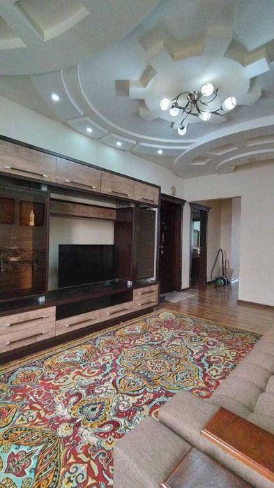 Сдам евро квартиру на Ойбек чехова