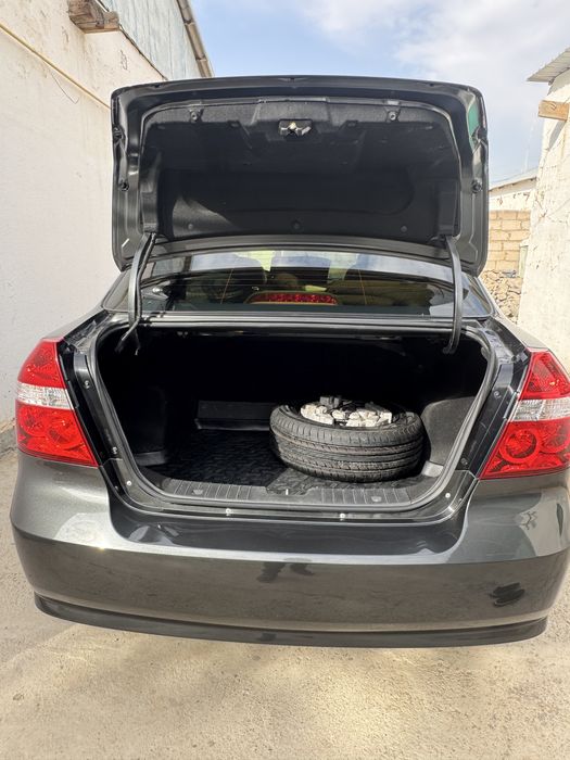 Продается Нексия 3