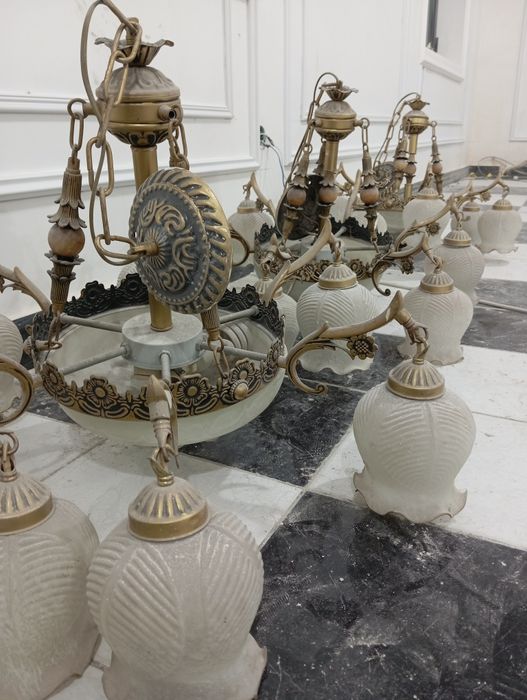 Люстра 5 шт б/у по 70 тыс