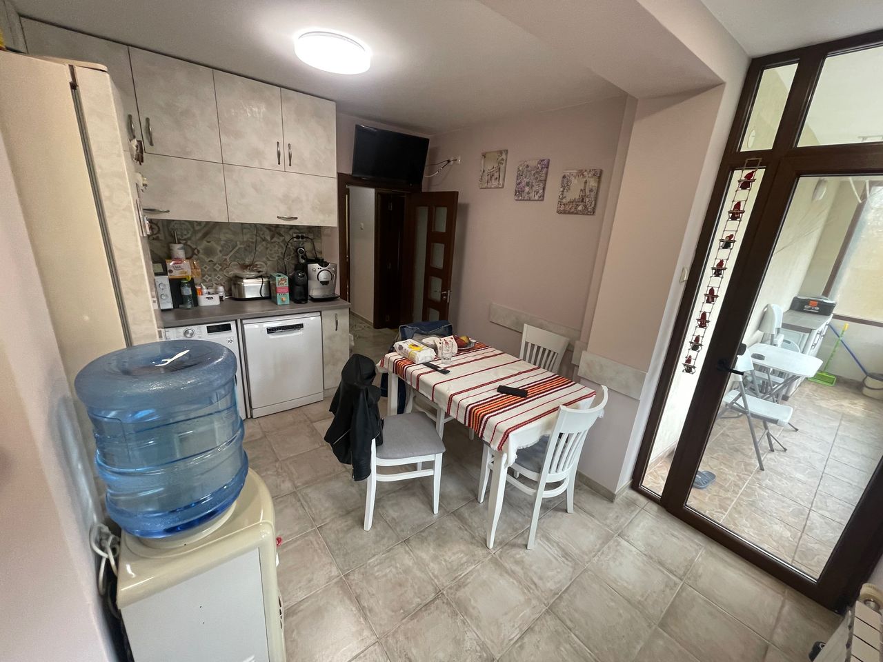 Продава се Тристаен апартамент в Плевен, Широк център - 83 кв.м за 1994 €/кв.м - Снимка #4