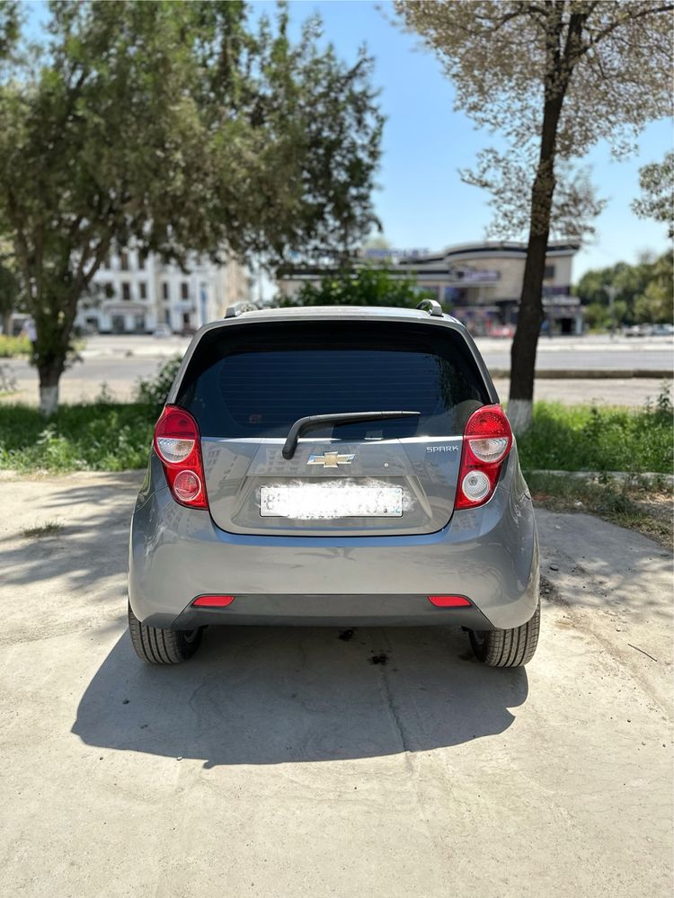 Spark pozitsiya ideal holatda