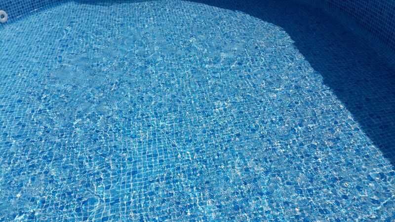 Piscina cu perete metalic 7x3.50x1.35 m si liner PVC Mozaic