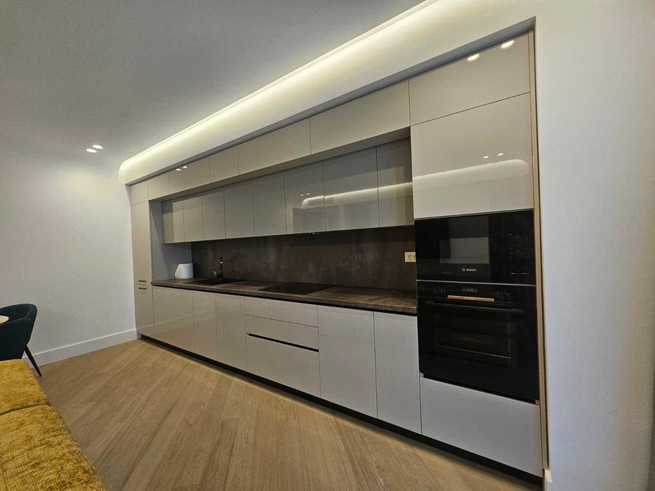 Inchiriez apartament prima chirie- IANCU NICOLAE