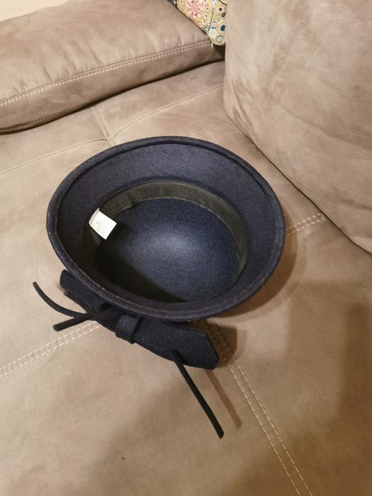 Шапка с панделка