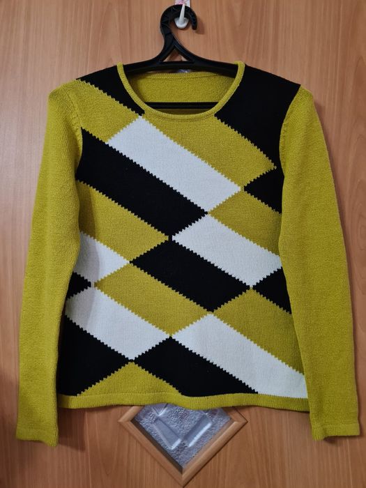 Два джемпера б/у. Размер 48-50