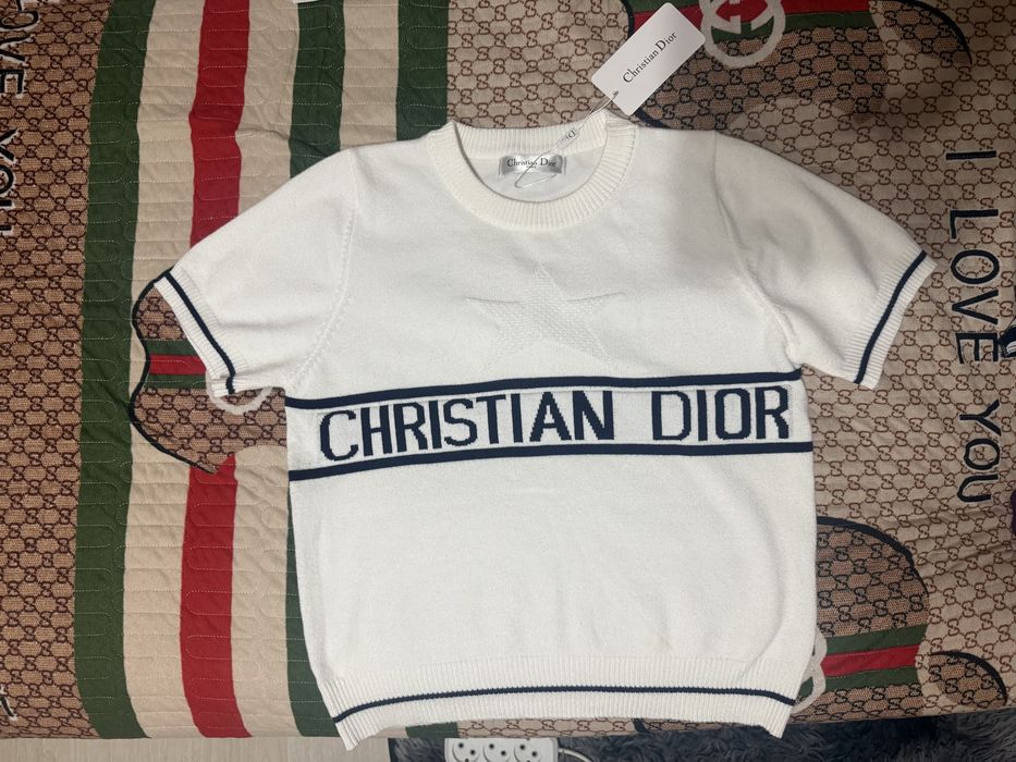 Продам кофту Диор и пижаму новую шелк