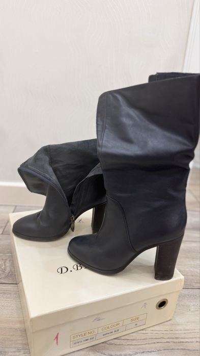 Продам осенние сапоги