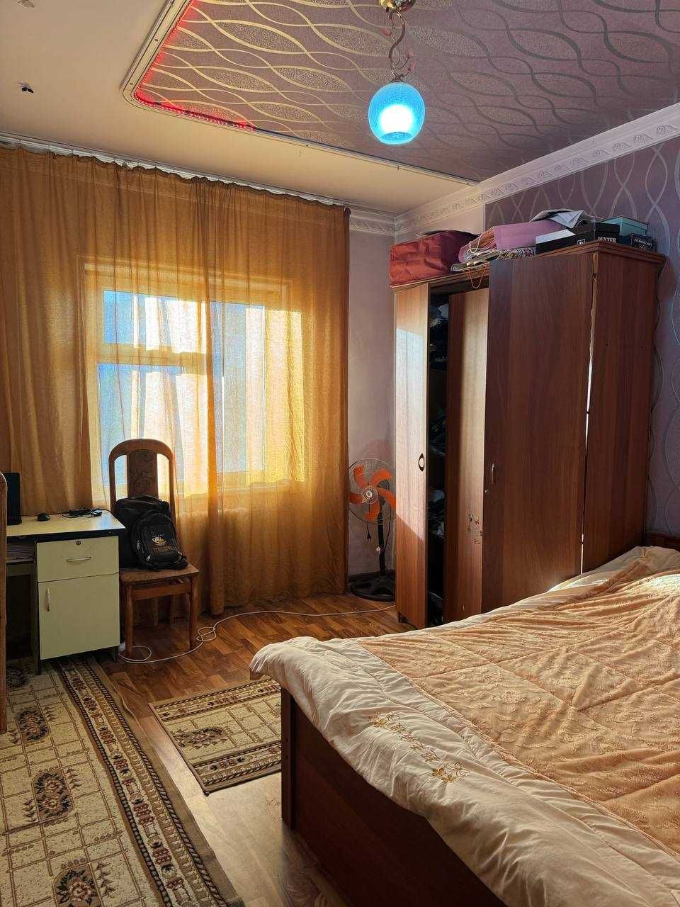 Продается квартира 4 комнат Юнусабад-10 квартал ААА