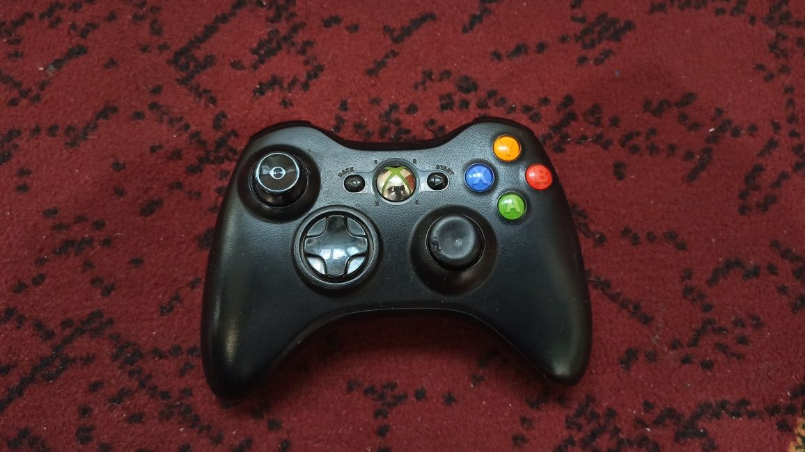 Xbox 360 Slim срочно