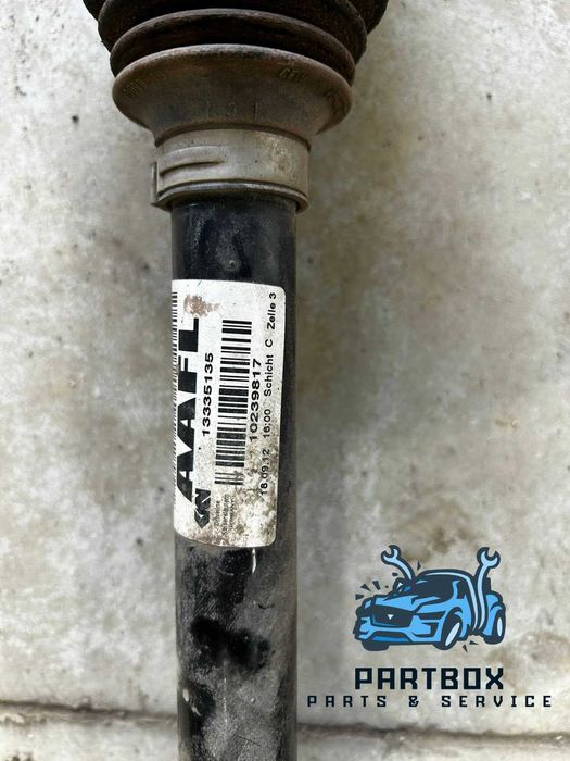 Лява полуоска Opel Astra J 2012