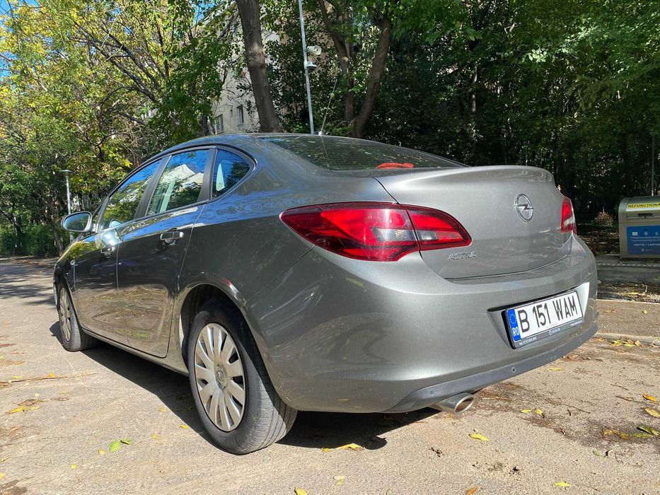 Opel Astra 20191.4 Turbo BENZINA + GPL Economică și Fiabilă