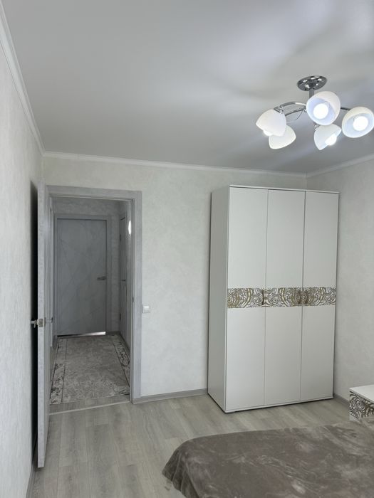 Продам спальный гарнитур