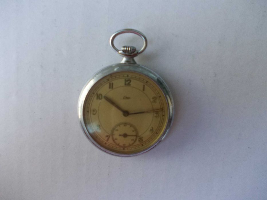 Ceas vechi de buzunar Emes