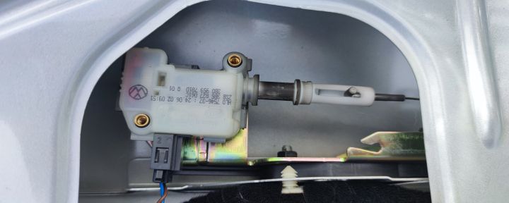 Capota portbagaj /660 Volkswagen VW Passat B5.5 (facelift)