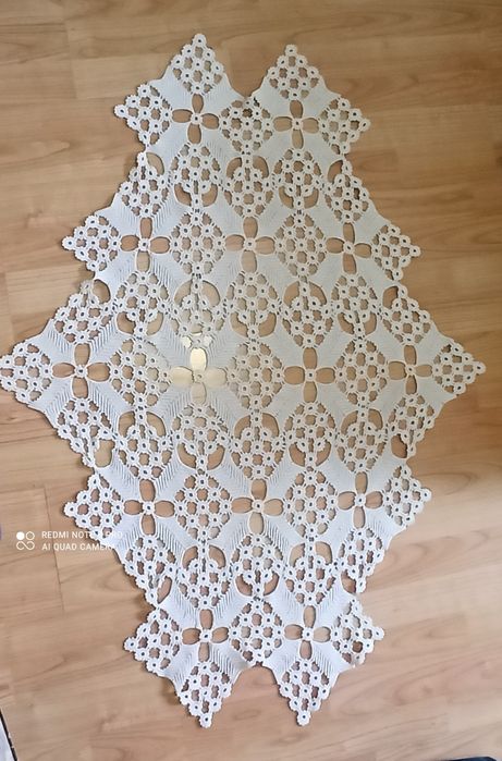 Set demacrame crosetat din 6 piese in conditii bune