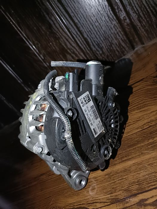 Alternator Peugeot 3008 2 9826574080