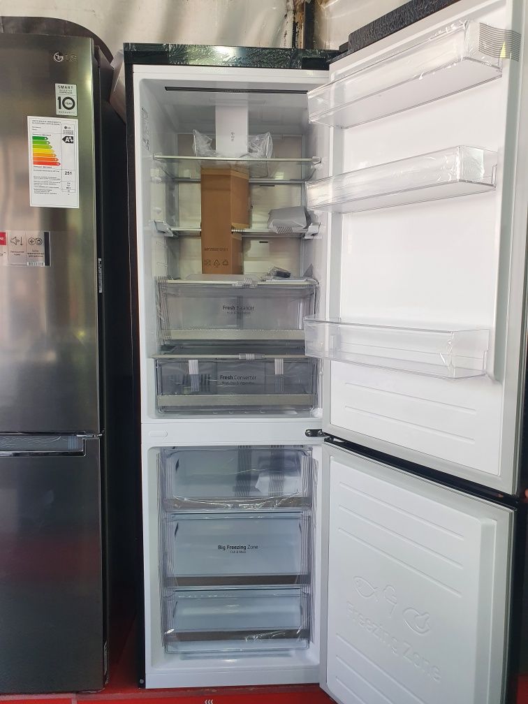 Холодильник LG GC-B459SBUM