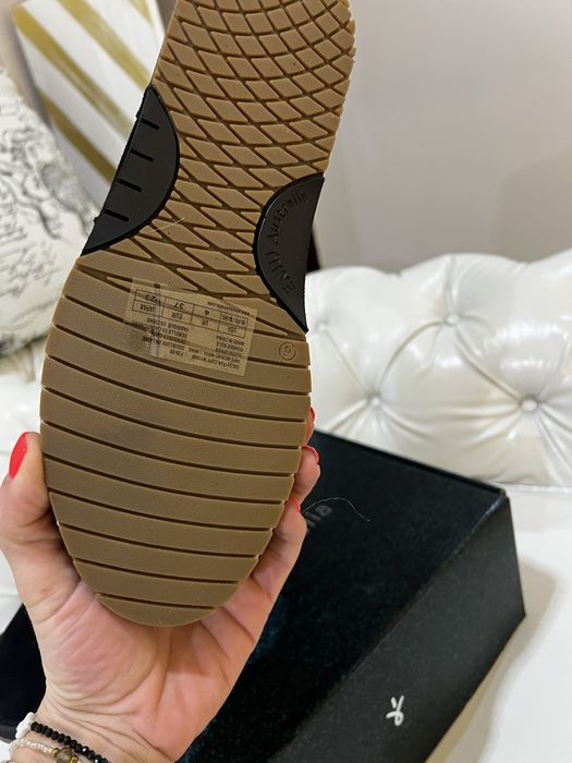 Чисто Нови Emu Australia