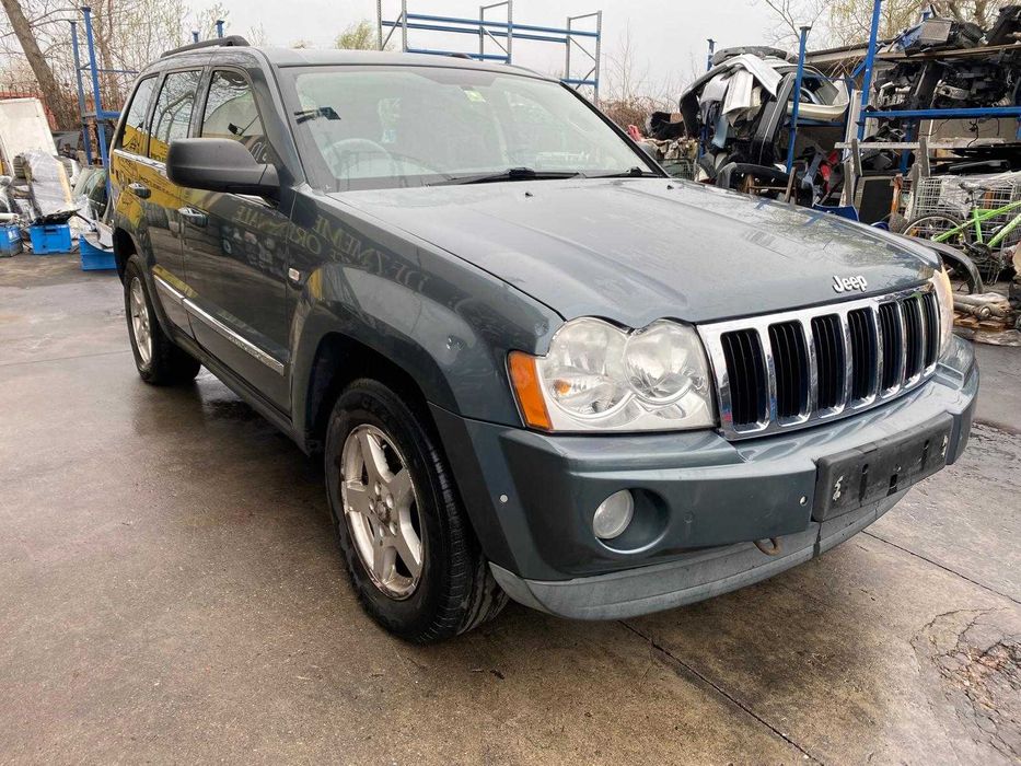 Dezmembrez JEEP GRAND CHEROKEE 3.0 v6 om 642/bara jeep/far jeep/stop/