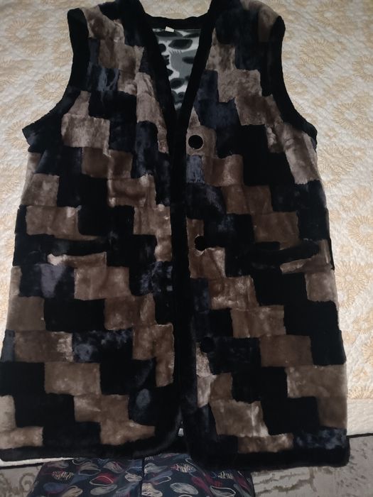 Жилет из натуральной овчины,