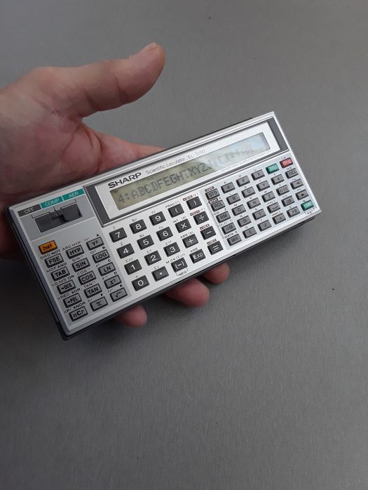 Calculator științific Sharp vintage colecție
