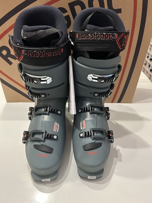 Clapari pentru barbati marime 28,5 sau 42,5/43 noi/nefolositi