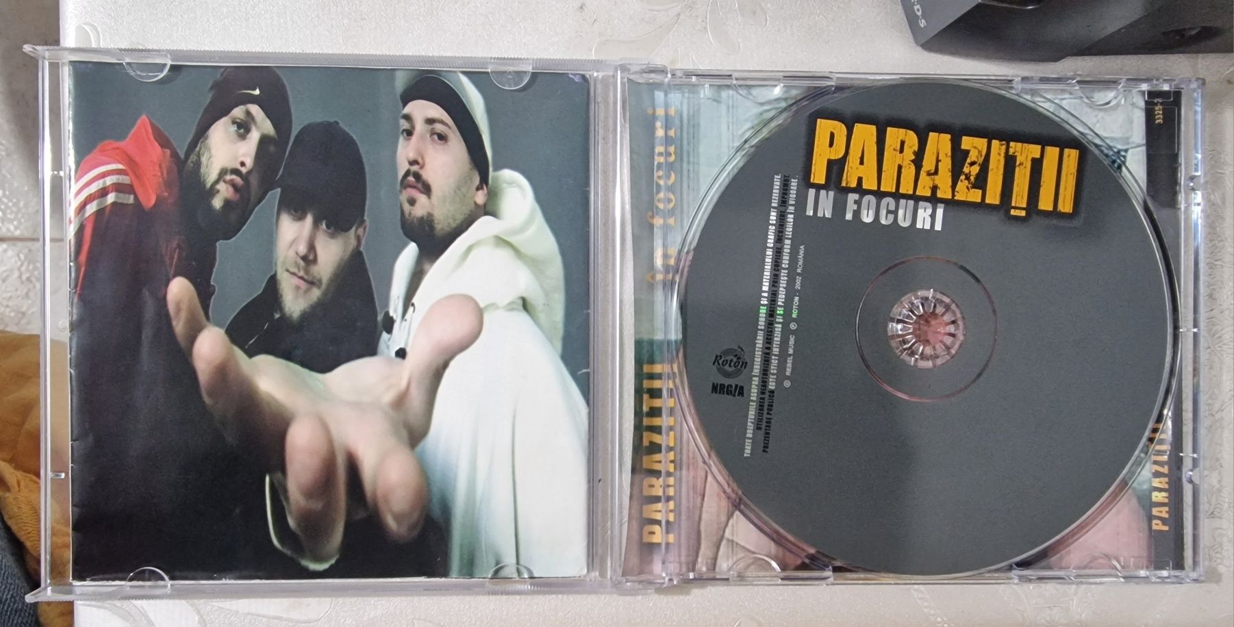 Cd Parazitii - In focuri (original)