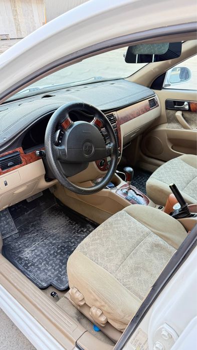 Sotiladi Lacetti optra