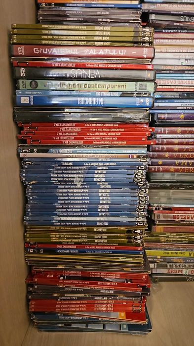 Vand filme romanesti de colectie