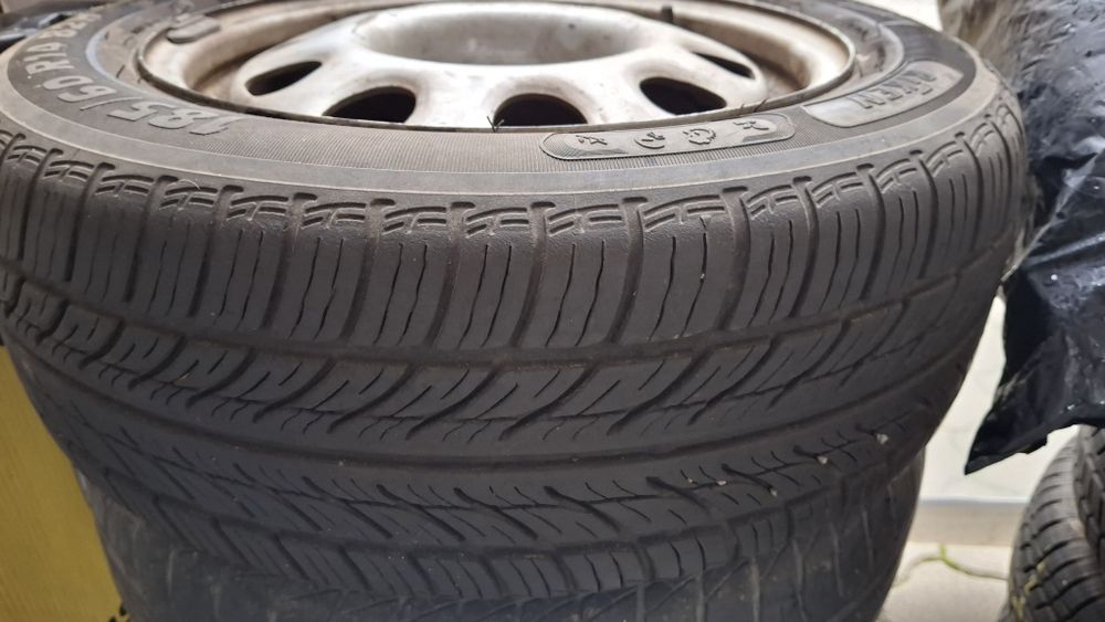 Anvelope 185/60 R14 de vară