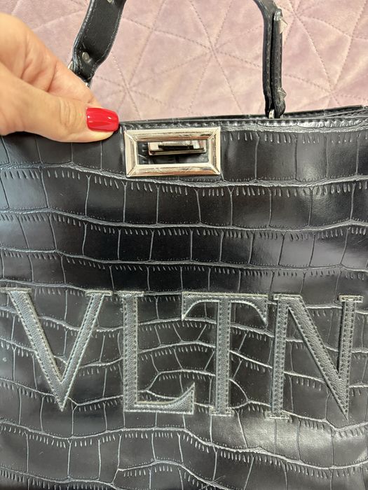 Чанта Valentino