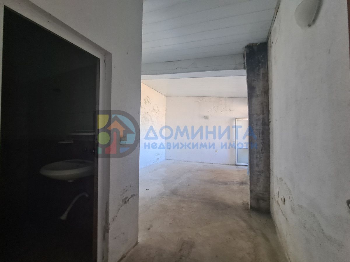 Продава се Къща в Приморско - 428 кв.м за 437 €/кв.м - Снимка #16