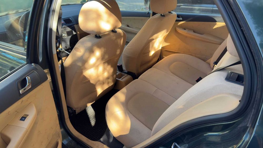 Vand masina SKODA FABIA, an fabricatie 2001, in stare buna