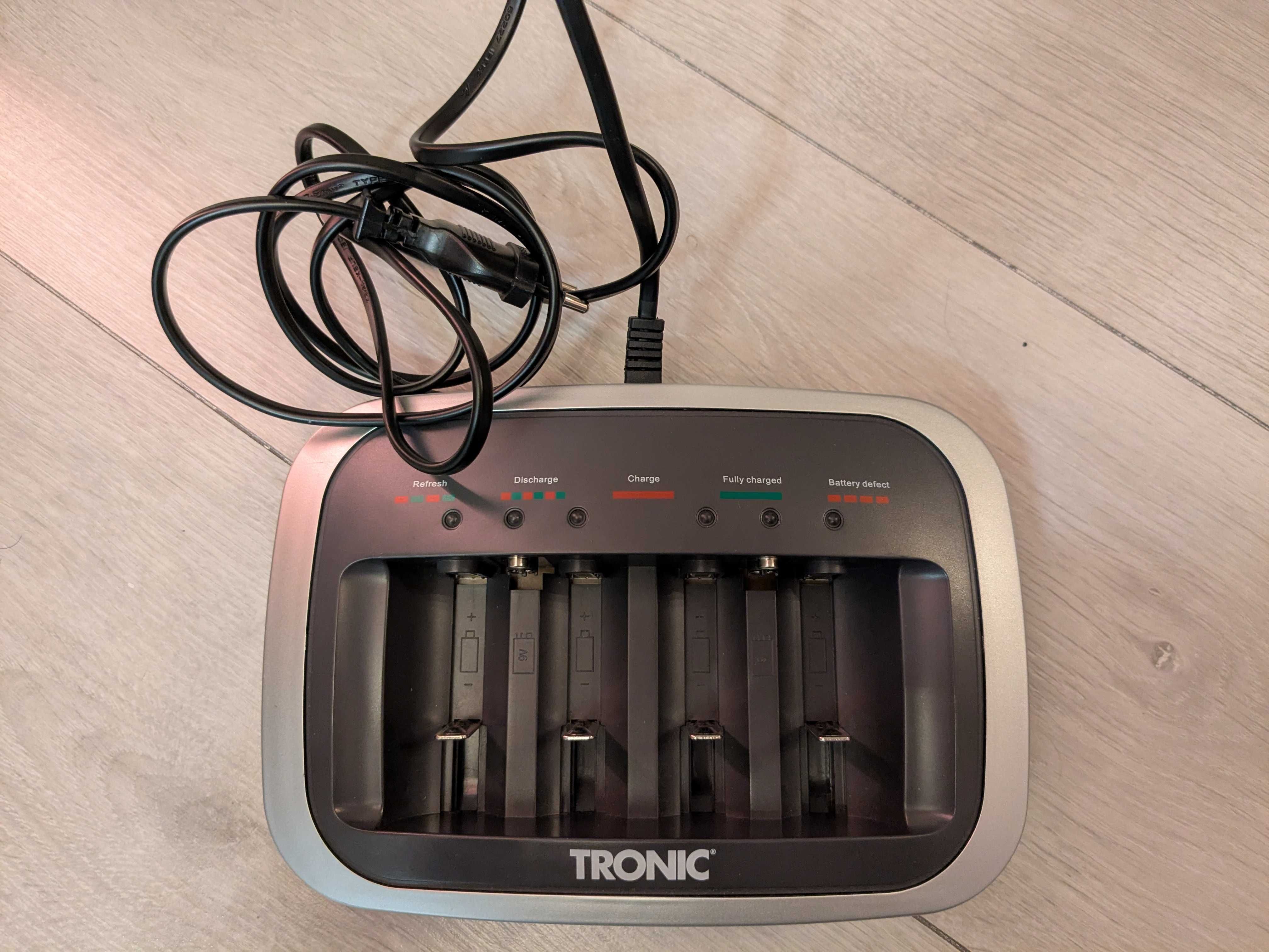 INCARCATOR TRONIC, universal, rapid, pt. ACUMULATORI R3, R6, R14, R20