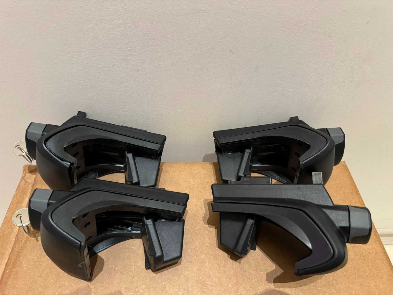 Thule Rapid System 757 Universal Railing Foot Pack захвати за греди